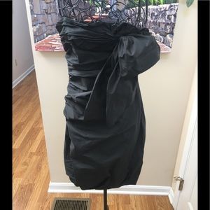 BCBGMAXAZRIA Bubble-Hem Taffeta Dress Size 6.